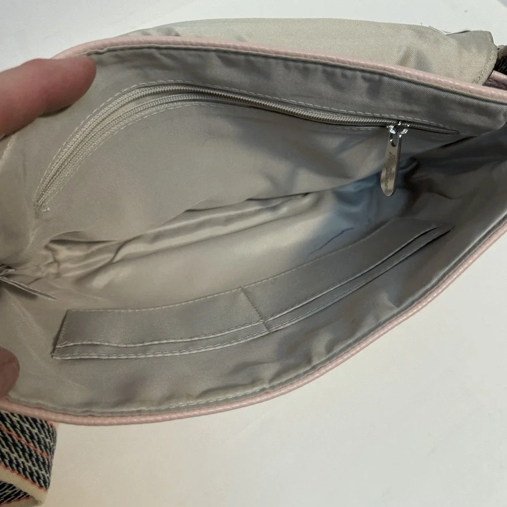Thirty One Studio Clutch in Rose Blush Pebble Black Flap 